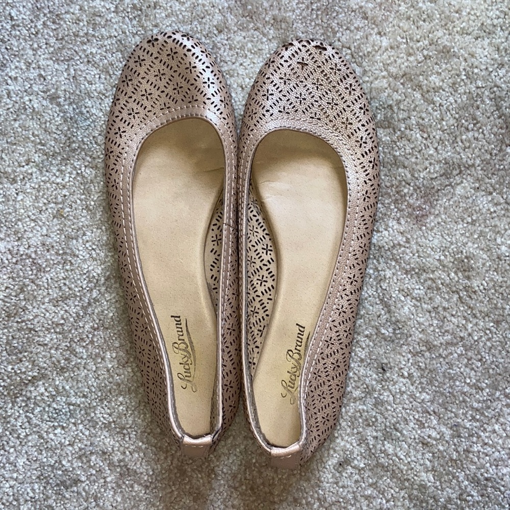 Lucky brand flats size 8.5